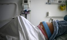 Accouchement sous X: un dispositif qui fait débat ( AFP / Christophe ARCHAMBAULT )