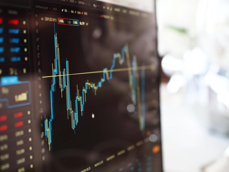 Pour réduire l'imposition sur votre plus-value boursière, vous pouvez imputer vos pertes des années précédentes. (illustration) (Pixabay / Pexels)