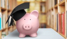 Étudiants : comment financer vos études ? / iStock.com - artisteer