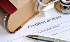 Quelle somme peut-on prélever sur le compte bancaire d'un défunt pour régler les dépenses urgentes ? ( Crédits photo: © Richard Villalon - stock.adobe.com)
